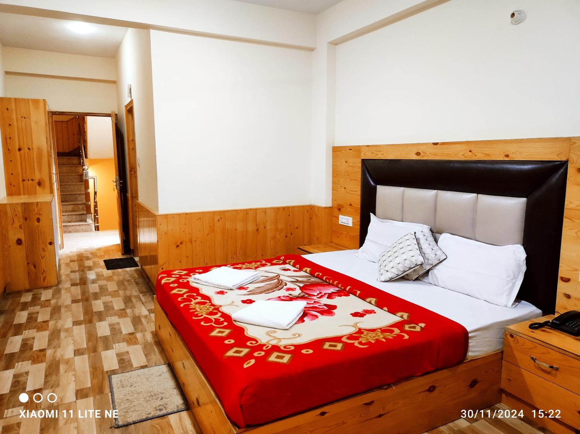 Hotel Anchal Residency Unit Of Best Quality Trip Pvt Manāli Exteriör bild